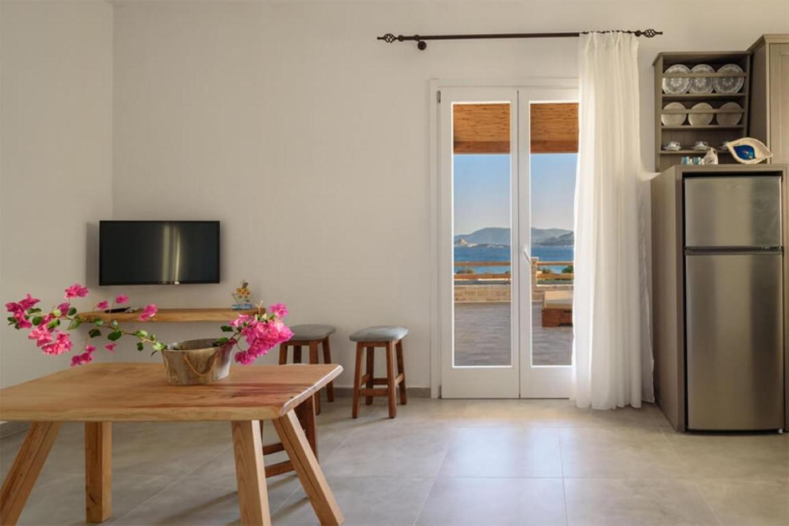 Κalamitsi Rooms & Apartments Kímolos Zewnętrze zdjęcie